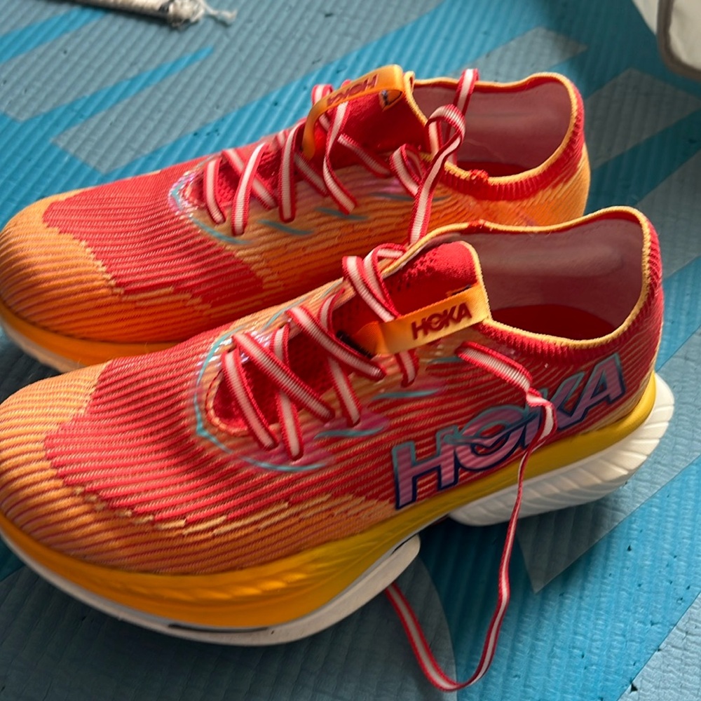 Hoka Cielo X1